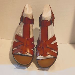 BRAND NEW WOMEN'S SANDALS POP LEATHER SIZE 11 COGNAC
